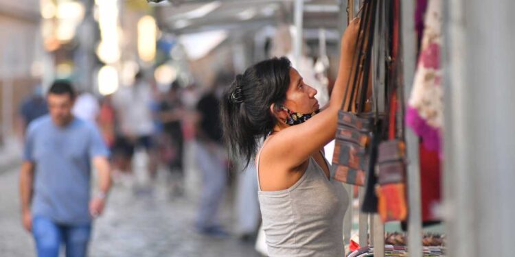 MARTES DE «VERANO» Y A PLENO SOL EN CAPITAL Y ALREDEDORES