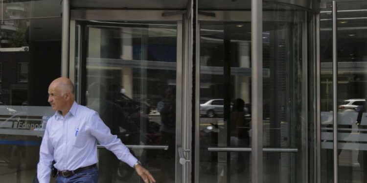 AUDIENCIA PÚBLICA: EDENOR Y EDESUR RECLAMARON AUMENTOS TARIFARIOS DE ENTRE 28% Y 34%