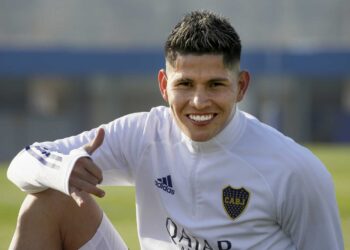 CAMPUZANO CHOCÓ CUANDO SE DIRIGÍA AL ENTRENAMIENTO DE BOCA