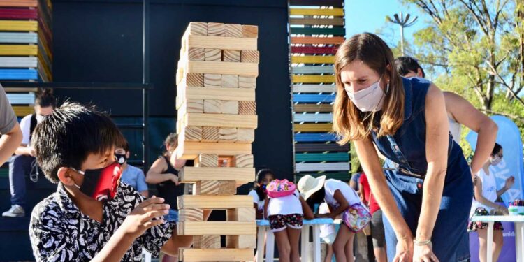 EMPIEZAN A PAGAR EL 26 DE ABRIL EL REFUERZO DE $ 15.000 A QUIENES COBRAN LA ASIGNACIÓN POR HIJO