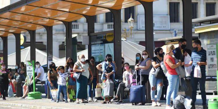 UN LUNES CON CIELO ALGO NUBLADO, PERO CON TEMPERATURAS AGRADABLES