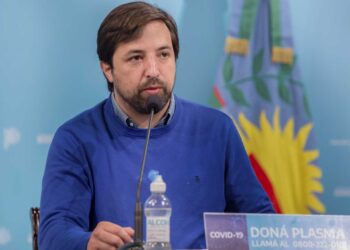 LA PROVINCIA ADMITIÓ QUE «CONTEMPLA REDUCIR LA PRESENCIALIDAD» EN LAS ESCUELAS SI SUBEN LOS CASOS