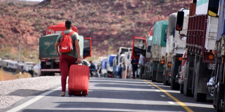 PREOCUPACIÓN POR LOS CONFLICTOS EN NEUQUÉN: EL GOBIERNO NO INTERVIENE Y LOS EMPRESARIOS TEMEN DESABASTECIMIENTO DE GAS