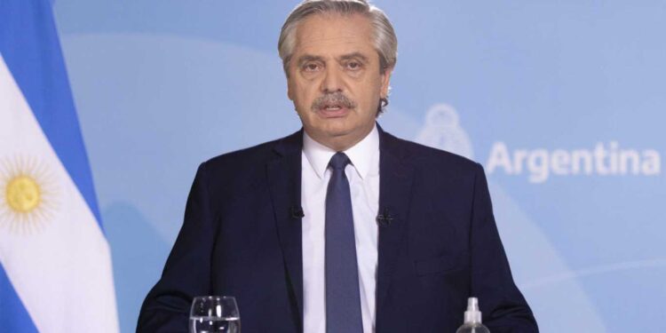 EL PRESIDENTE ENVÍA UN PROYECTO AL CONGRESO PARA BUSCAR RESPALDO A LAS RESTRICCIONES