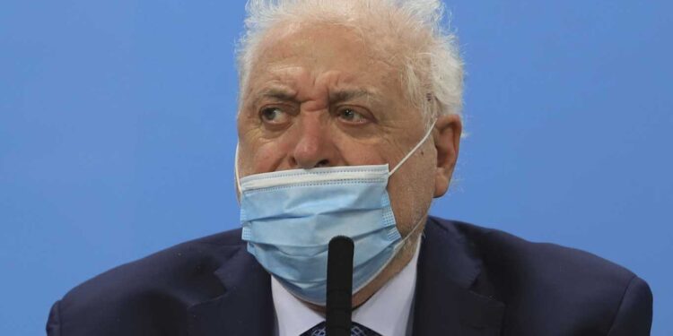 GONZÁLEZ GARCÍA SE REFIRIÓ A LA POLÉMICA POR PFIZER: «HICIMOS LO POSIBLE Y HASTA LE OFRECIMOS UNA COSA CASI INDIGNA»