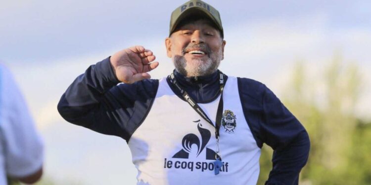 LA JUNTA MÉDICA ENTREGÓ EL INFORME SOBRE LA MUERTE DE MARADONA Y LAS HERMANAS DEL ASTRO PIDIERON QUE SE INVESTIGUE SU FILTRACIÓN