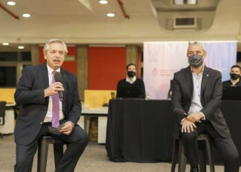 EL GOBIERNO LANZÓ LÍNEA DE FINANCIAMIENTO DE VIVIENDAS PARA MAYORES DE 60 AÑOS
