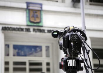 AFA SUSPENDIÓ EL FÚTBOL LOCAL HASTA EL 30 DE MAYO Y POSTERGA LAS SEMIFINALES DE LA LIGA PROFESIONAL