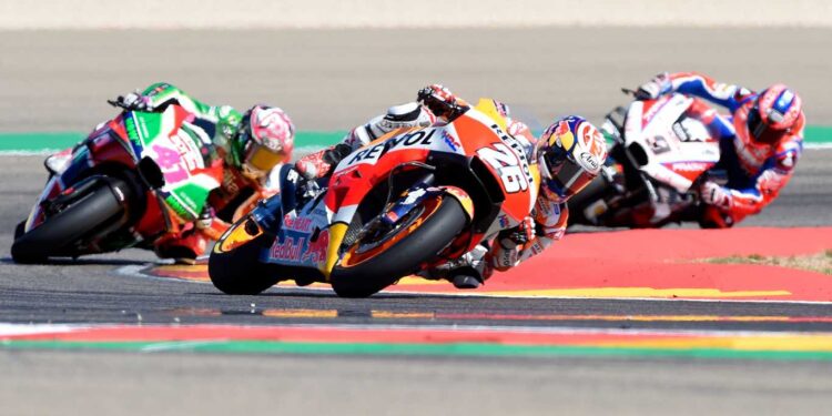 ALEIX ESPARGARÓ DOMINÓ LA PRIMERA PRUEBA EN BARCELONA