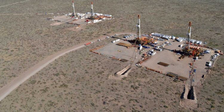 EMPRESARIOS CUESTIONARON LOS SUBSIDIOS A LA ENERGÍA: «NO SON UNA POLÍTICA EFICIENTE»