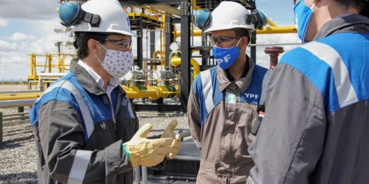 LA PRODUCCIÓN DE PETRÓLEO NO CONVENCIONAL EN VACA MUERTA ALCANZA NIVELES RÉCORD