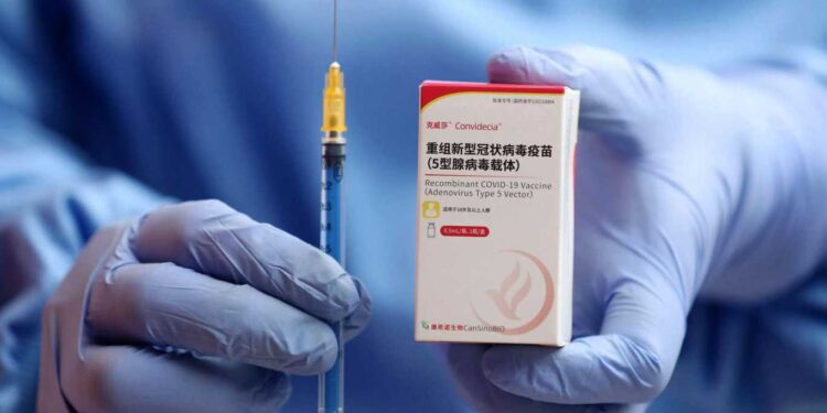 CÓRDOBA CERRÓ UN ACUERDO CON CANSINO PARA LA COMPRA DE UN MILLÓN DE VACUNAS MONODOSIS