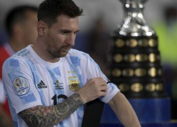 MESSI Y UN MENSAJE ALENTADOR ANTES DE JUGAR FRENTE A URUGUAY: «VAMOS A SEGUIR LUCHANDO POR GANAR CADA PARTIDO»