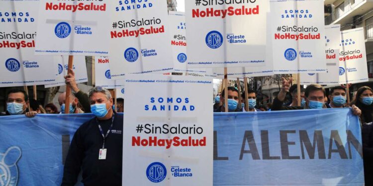 PESE A LA CONCILIACIÓN OBLIGATORIA, TRABAJADORES DE LA SANIDAD SE MANIFESTARON EN RECLAMO DEL AUMENTO SALARIAL