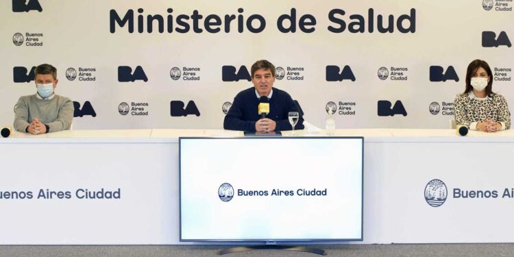 QUIRÓS CONSIDERÓ QUE «TODAVÍA NO ES EL TIEMPO» DE ESTABLECER PASES SANITARIOS COMO IMPULSA LA PROVINCIA