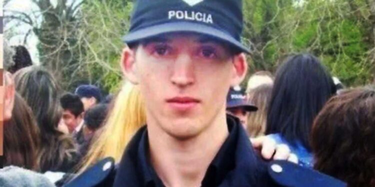 «NO TUVO MÁS REMEDIO QUE OBRAR DE ESTE MODO», DIJO EL ABOGADO DEL POLICÍA QUE BALEÓ A CHANO