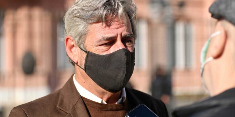 PINO VOLVIÓ A CUESTIONAR AL GOBIERNO POR LAS EXPORTACIONES DE CARNE, PERO ELOGIÓ A JULIÁN DOMÍNGUEZ