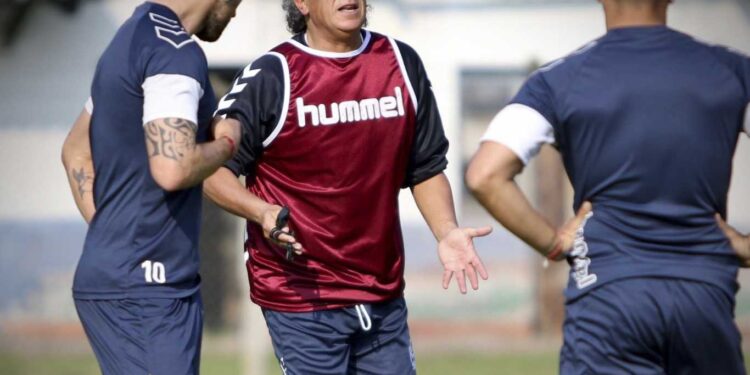 GOROSITO ASEGURÓ QUE «LAS EXPECTATIVAS SON LAS MÁXIMAS» EN SU LLEGADA A GIMNASIA Y ESGRIMA