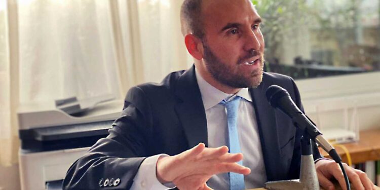 GUZMÁN RECUPERÓ OXÍGENO PERO LE ESPERA UNA DURA BATALLA EN EL CONGRESO