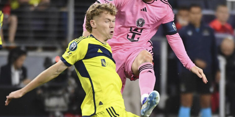 CON GOLES DE LIONEL MESSI Y LUIS SUÁREZ, INTER MIAMI IGUALÓ 2 A 2 ANTE NASHVILLE S.C COMO VISITANTE, EN LA IDA DE LOS OCTAVOS DE FINAL DE LA CONCACAF CHAMPIONS CUP 2024