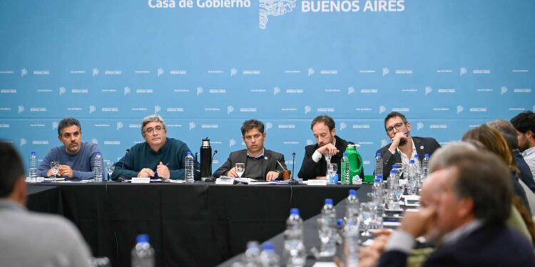 KICILLOF RECIBIÓ A REPRESENTANTES DE LA MESA AGROPECUARIA