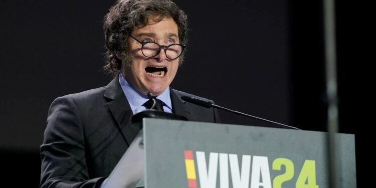 El Gobierno descarta conflicto diplomático con España y niega el pedido de disculpas