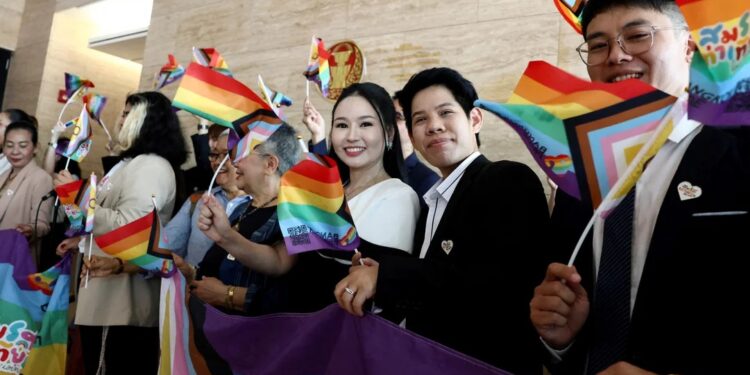 Tailandia aprobó una ley histórica que reconoce el matrimonio entre personas del mismo sexo