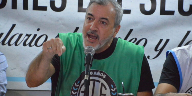 ATE denuncia que el Gobierno crea una policía del pensamiento para espiar a los ciudadanos