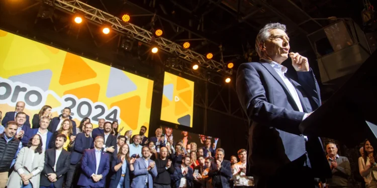 El mensaje de Mauricio Macri a Javier Milei: «Lo que pudimos ayudar fue a pesar de su entorno”