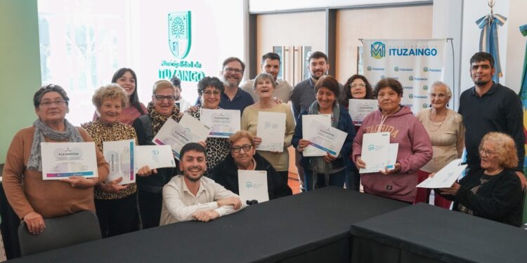 RECONOCIMIENTO DEL IPS A TRABAJADORAS VECINALES DE ITUZAINGÓ