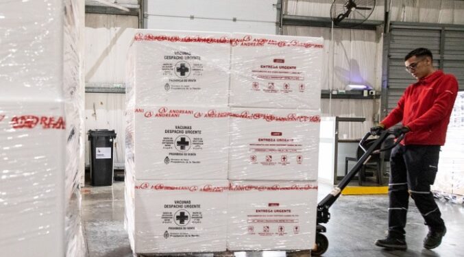 Comienza la distribución de vacunas contra el Dengue en el país