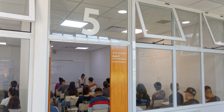 COMENZARON LAS CLASES EN EL CENTRO UNIVERSITARIO BERAZATEGUI