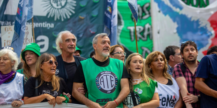 Para ATE, «la reforma laboral propuesta por el Gobierno va a acelerar la destrucción del empleo”