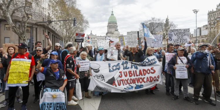 Por qué las jubilaciones van a ser cada vez más bajas