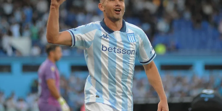 El posteo de “Maravilla” Martínez que revolucionó a los hinchas de Racing