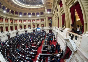 Reforma a la Ley de Glaciares: el oficialismo acelera en Diputados y busca este miércoles dar una señal firme a la megaminería