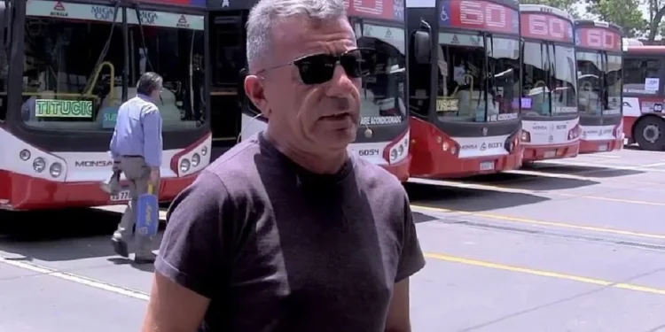 Denuncian colapso del sistema de transporte urbano de pasajeros por demoras en pagos de subsidios