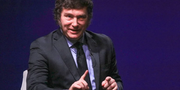 Milei confirmó que va a acompañar a Adorni en su informe en el Congreso y ratificó que “la inflación va a ceder”