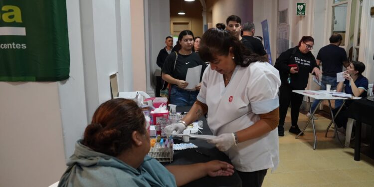 LA UBA REALIZA HASTA HOY UNA JORNADA DE VISIBILIZACIÓN DE 24 HORAS, PARA EXIGIR EL CUMPLIMIENTO DE LA LEY DE FINANCIAMIENTO UNIVERSITARIO