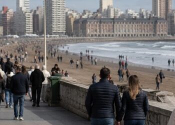 Duro mensaje por el turismo en Mar del Plata: “No alcanza con que la gente venga, necesitamos que consuma”