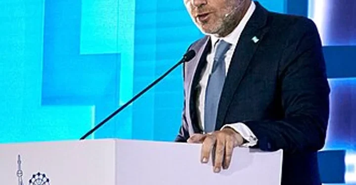 El Gobierno aceptó las renuncias de dos juezas, un fiscal y una defensora pública federal