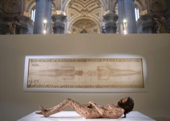 Exhibirán en Miami una impactante figura hiperrealista de Jesús inspirada en el Santo Sudario