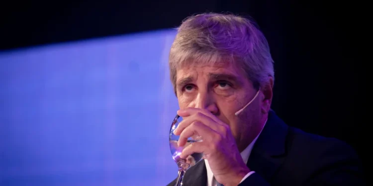 Caputo aseguró que Argentina tendrá financiamiento al 6%