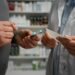 Fuerte ajuste en Salud: el Gobierno recortó más de $63.000 millones en áreas críticas y medicamentos