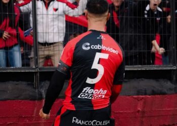 Colón derrotó a All Boys y comparte la punta de la zona A de la Primera Nacional