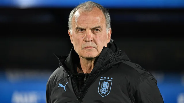 Bielsa presentó la lista de Uruguay para el Mundial
