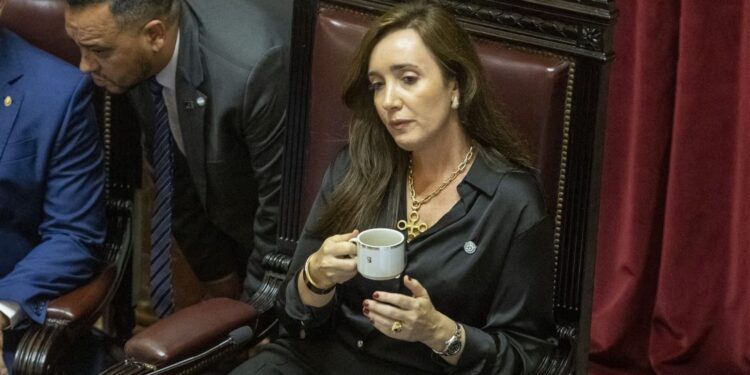En Rosario, Villarruel cargó contra el Gobierno y habló sobre Adorni: “No hay nadie más peleado con los valores de Belgrano que él»