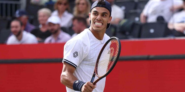 Histórico: Cerúndolo, primer argentino campeón en Queen’s y ganador de su primer ATP 500