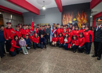 Carlos Balor destacó el compromiso y la vocación de los bomberos voluntarios