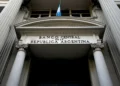 El Banco Central renovó hasta 2028 sus préstamos con bancos internacionales por US$6.000 millones